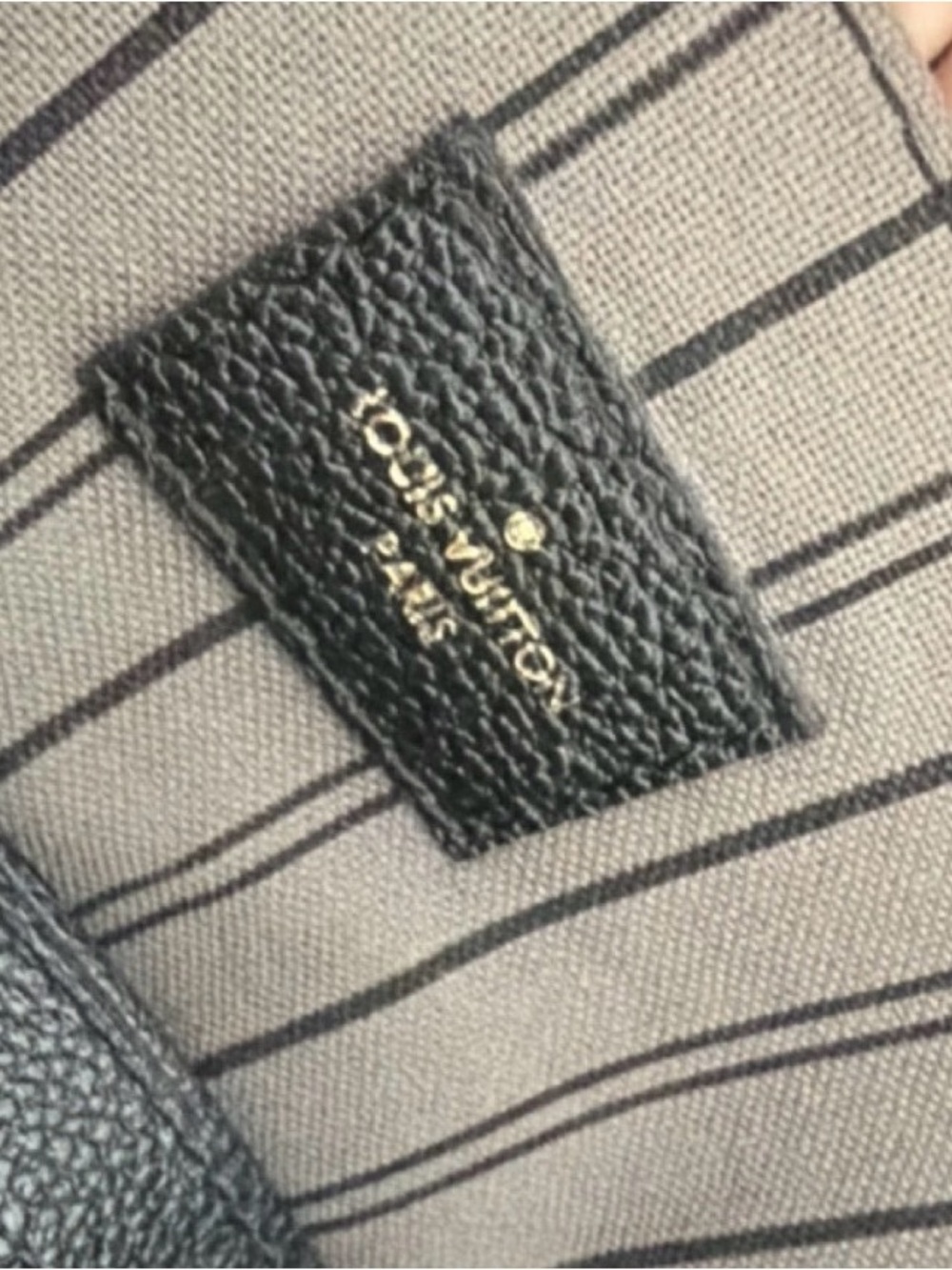 Louis Vuitton Black Monogram Empreinte Pochette Metis with Gold Hardware - Picture 11 of 11
